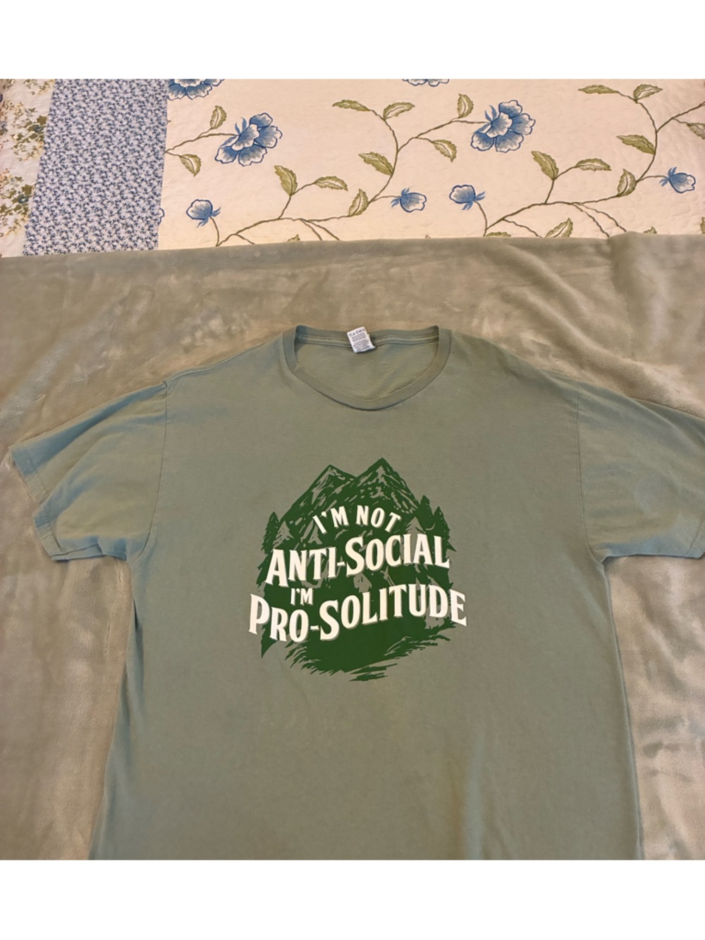 Fruit of the Loom Brand Pro-Solitude Graphic Tee - Sage Green Size Large